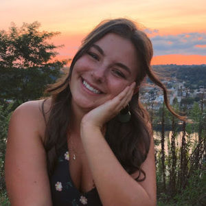 Meet your Posher, Mallory